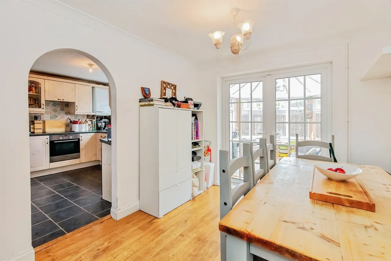 Thomas Close, Corby, NN18, photo 6