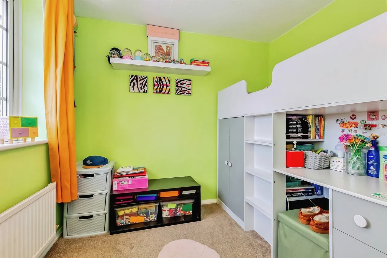 Thomas Close, Corby, NN18, photo 15