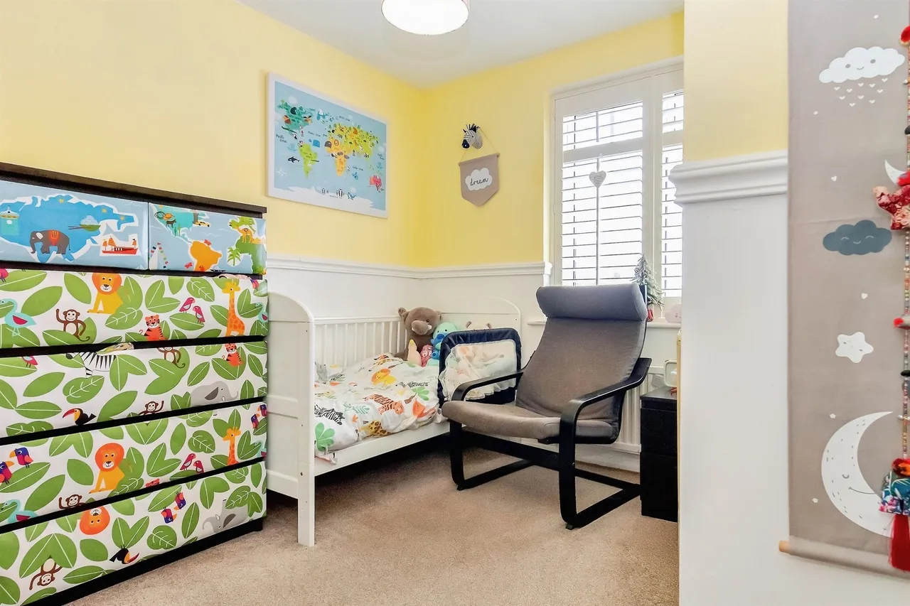Thomas Close, Corby, NN18, photo 16