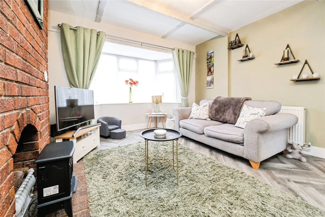 Kingshill Avenue, Romford, RM5, photo 2