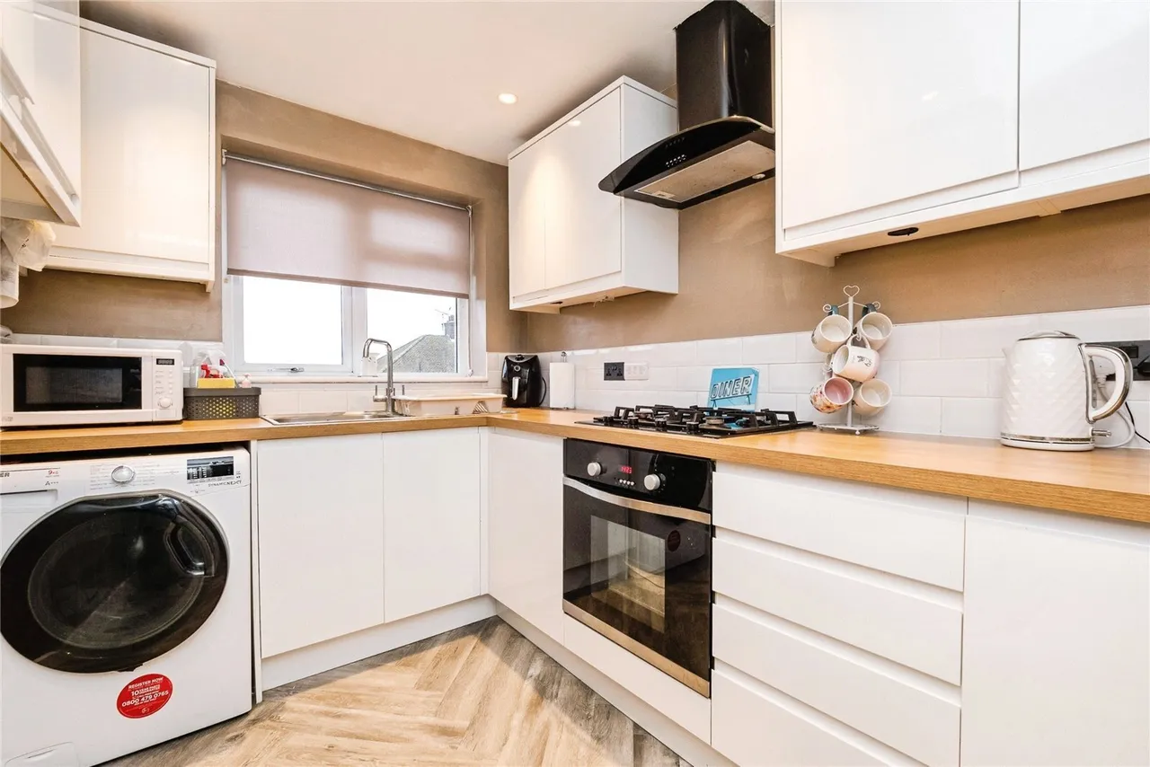 Kingshill Avenue, Romford, RM5, photo 7