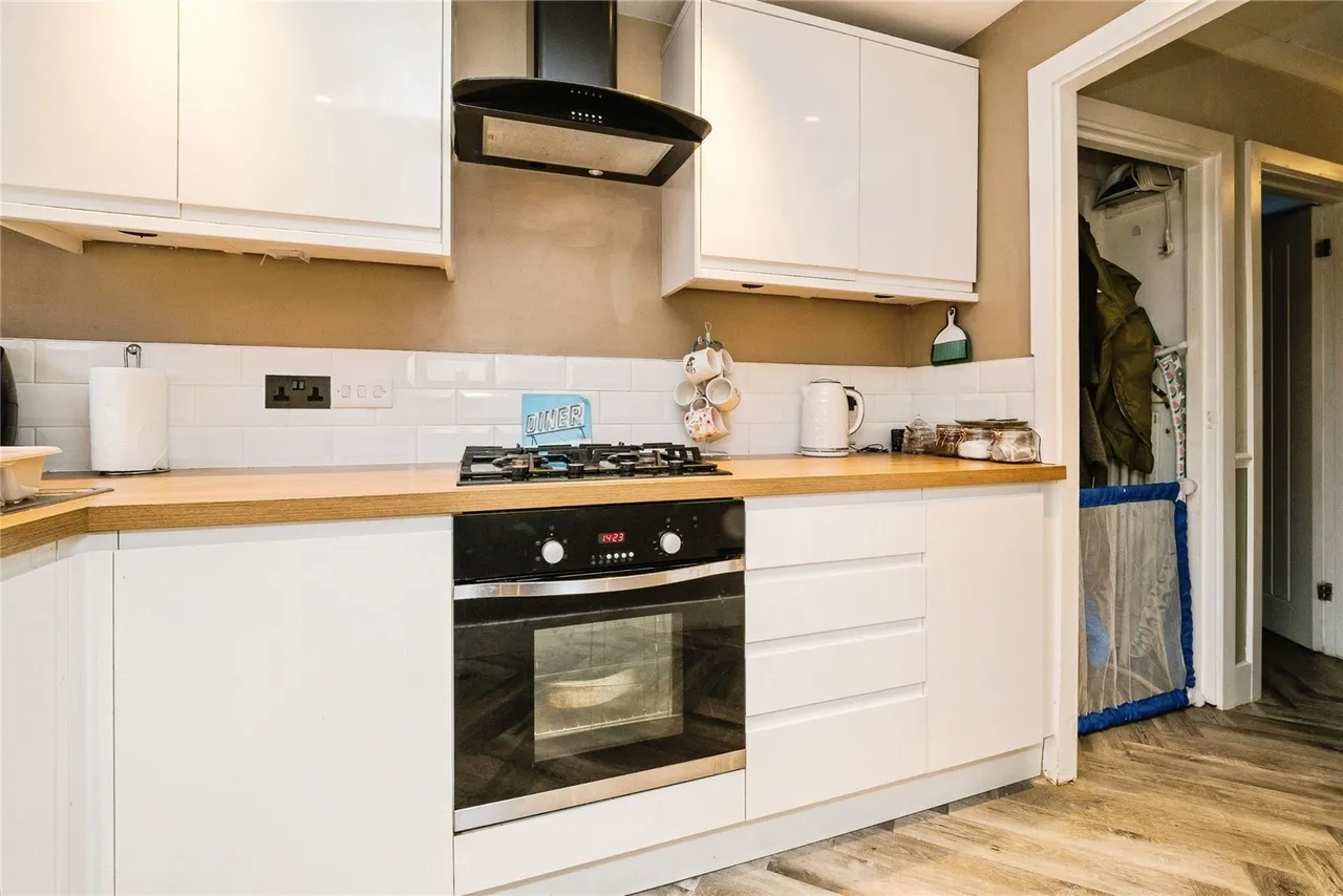 Kingshill Avenue, Romford, RM5, photo 8