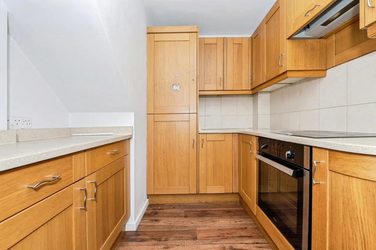 Water Lane, Purfleet-on-Thames, Essex, RM19, photo 4