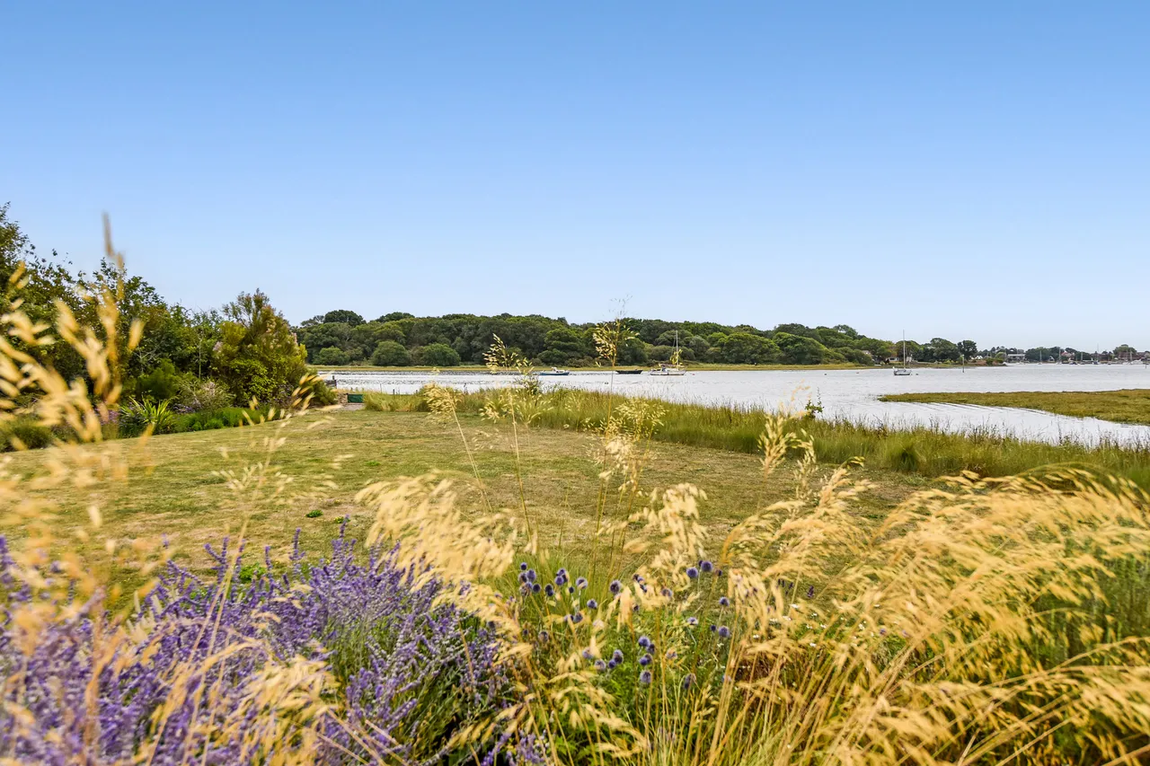 4 bed house for sale — Smugglers Lane, Bosham, Chichester