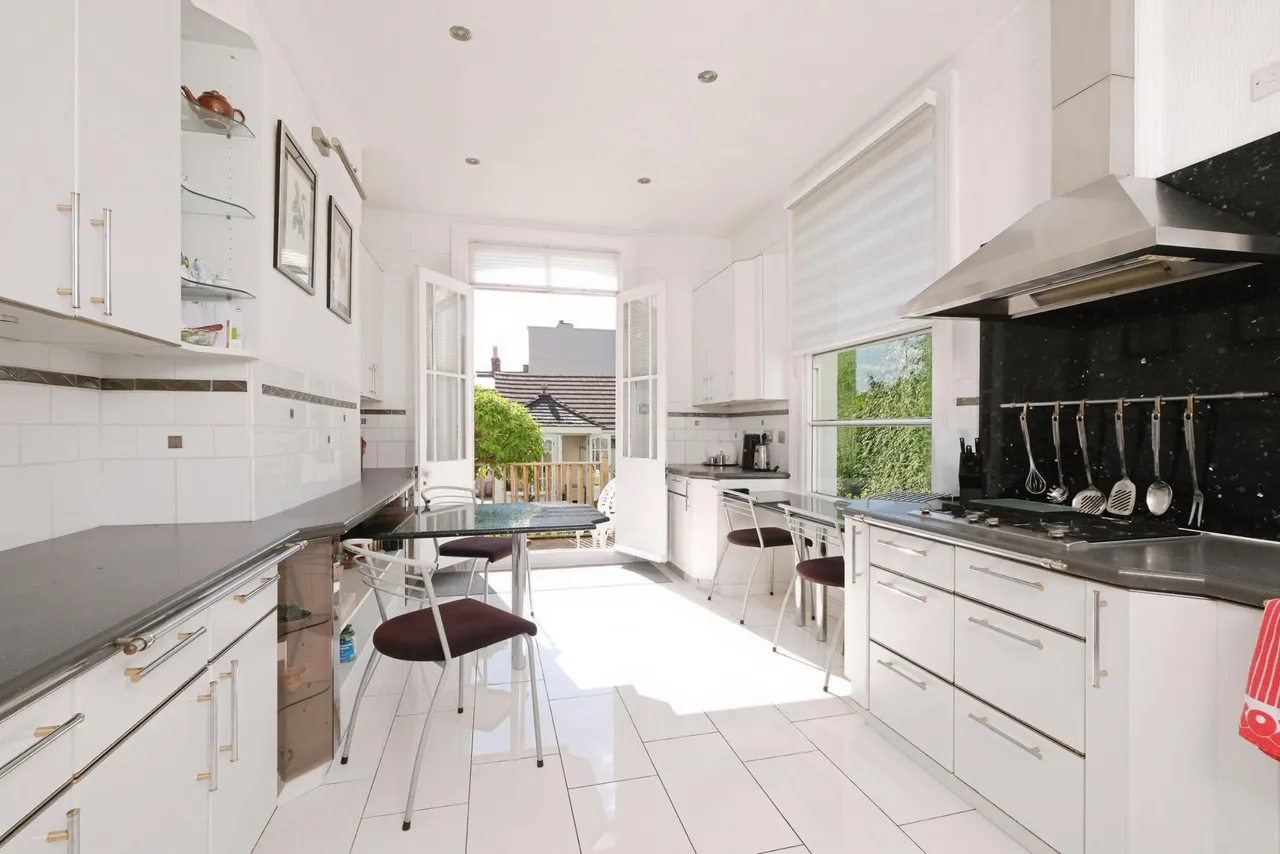 All Saints Road, Cheltenham, GL52, photo 6