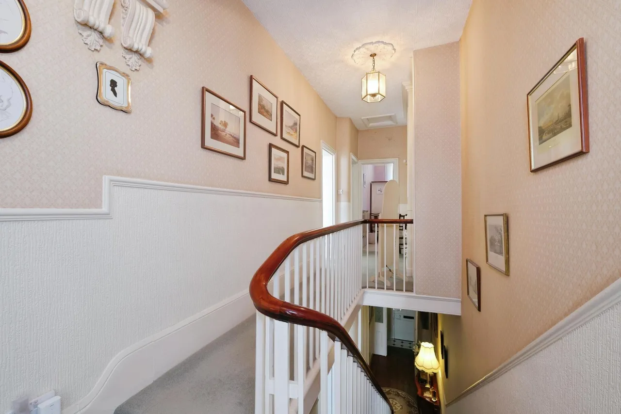 All Saints Road, Cheltenham, GL52, photo 9