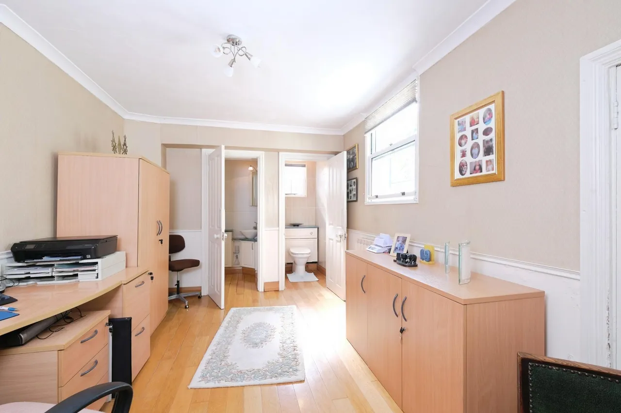 All Saints Road, Cheltenham, GL52, photo 21