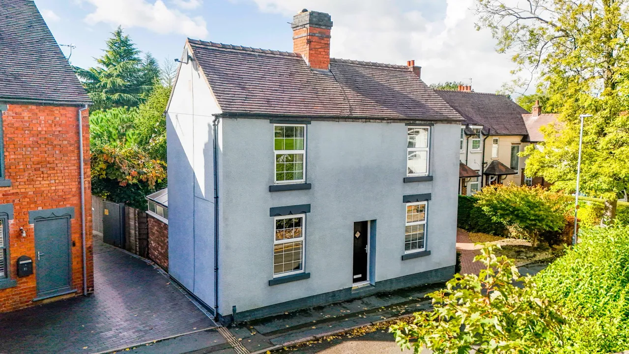 2 bed house for sale, Old Penkridge Road, Cannock, WS11