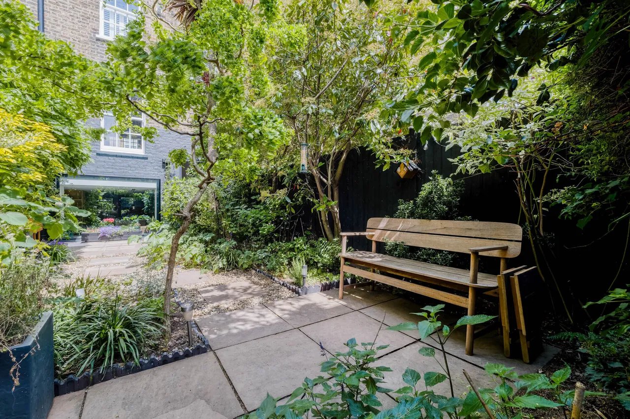 Matlock Street, London, E14, photo 17