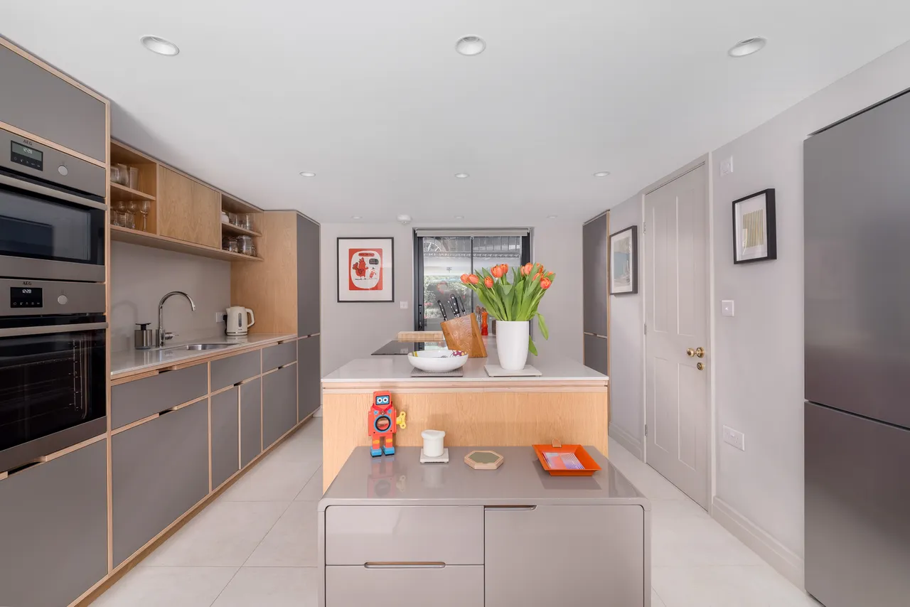 Matlock Street, London, E14, photo 12