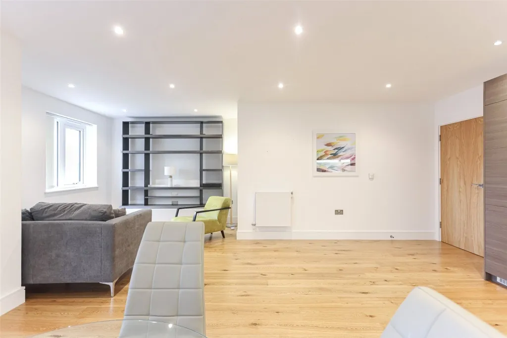 Silverworks Close, Colindale, NW9, photo 17