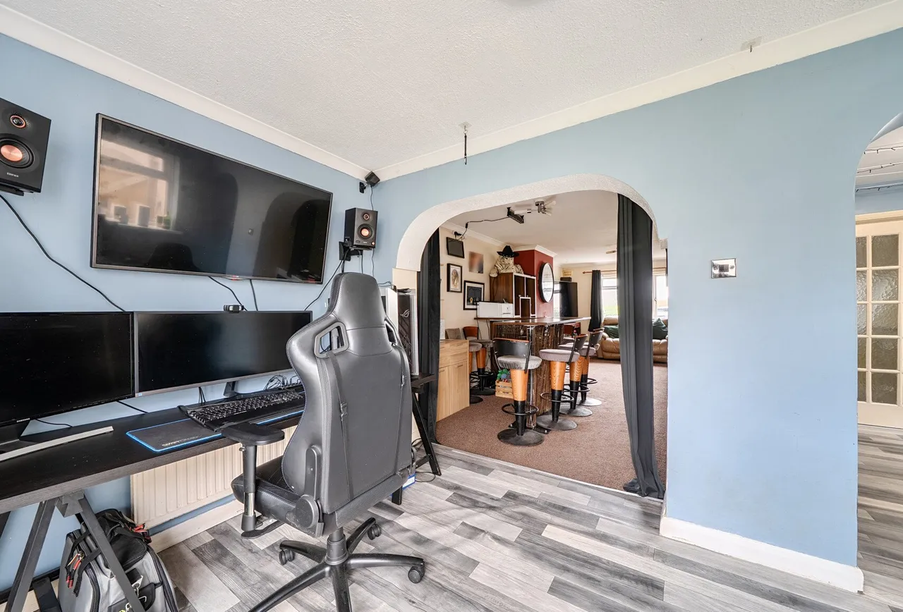 Welton Grove, Somerset, Midsomer Norton, BA3 2TT, photo 14