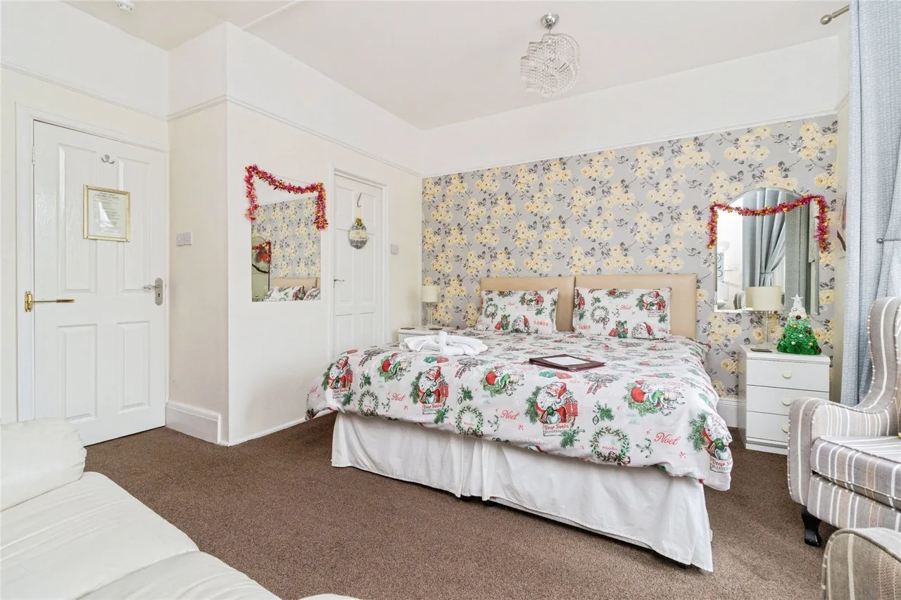 St. Andrews Road, Paignton, TQ4, photo 12