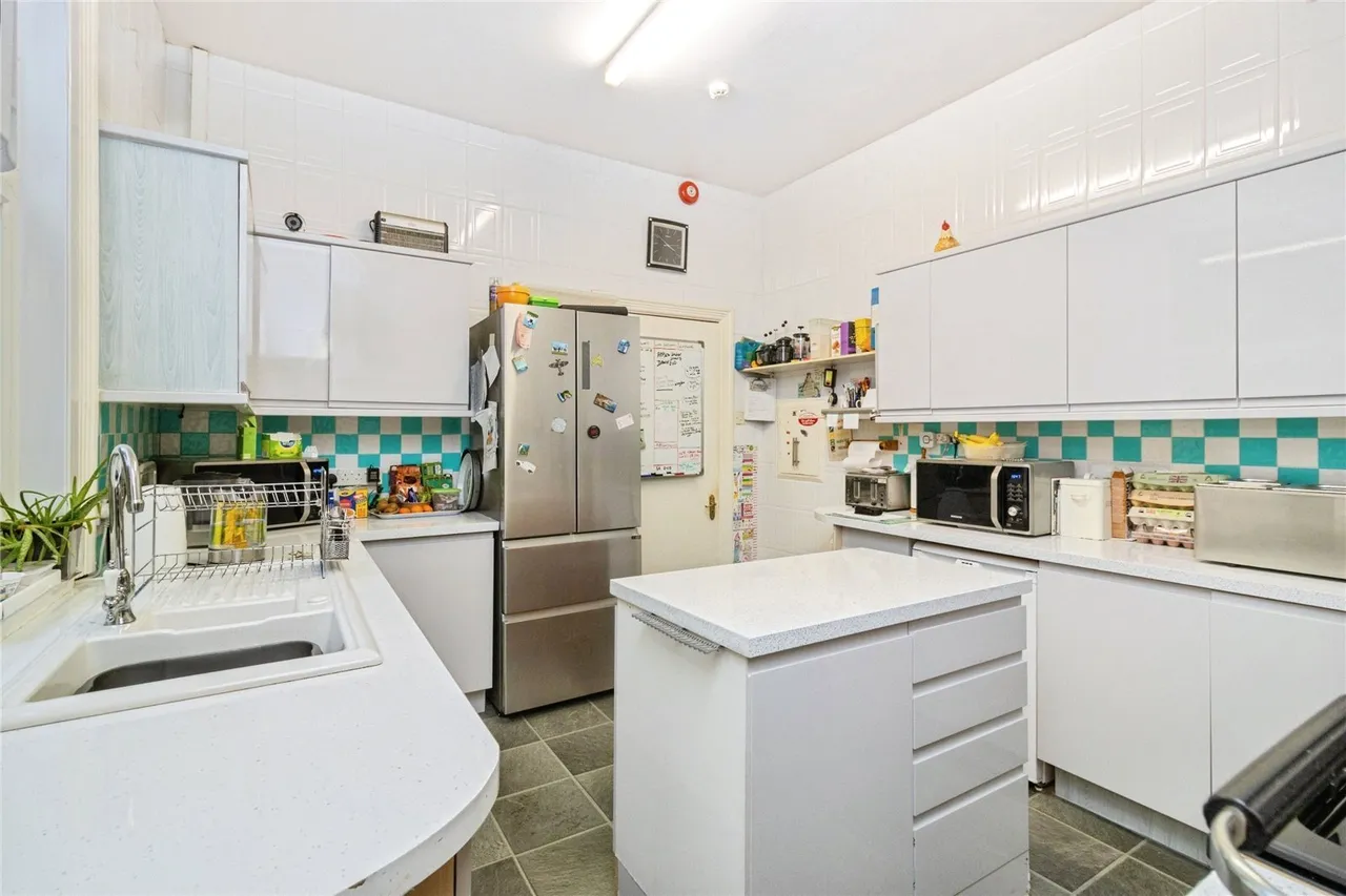 St. Andrews Road, Paignton, TQ4, photo 6