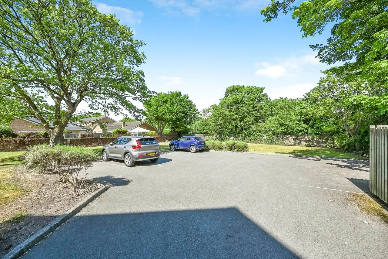 Merrilocks Road, Liverpool, L23, photo 12