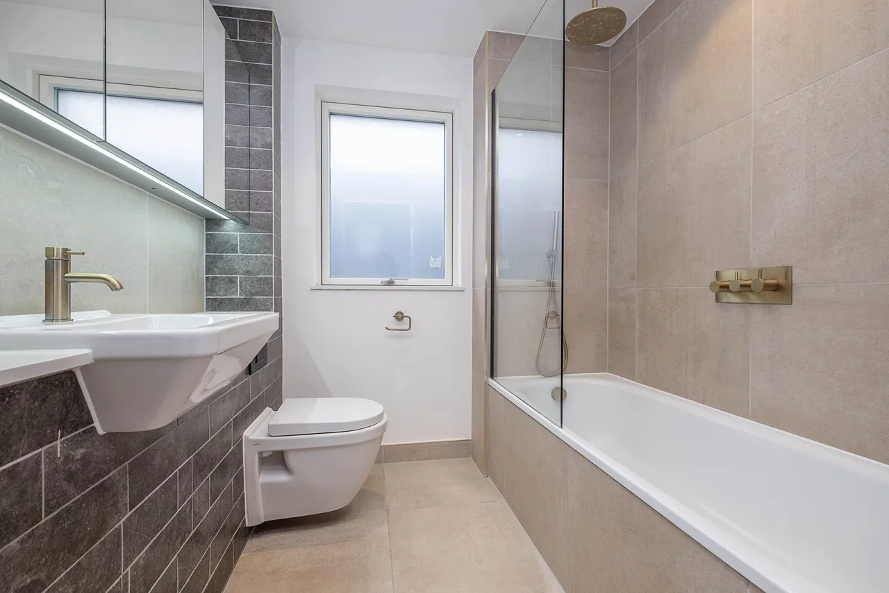 Ravensbury Terrace, London, SW18, photo 8