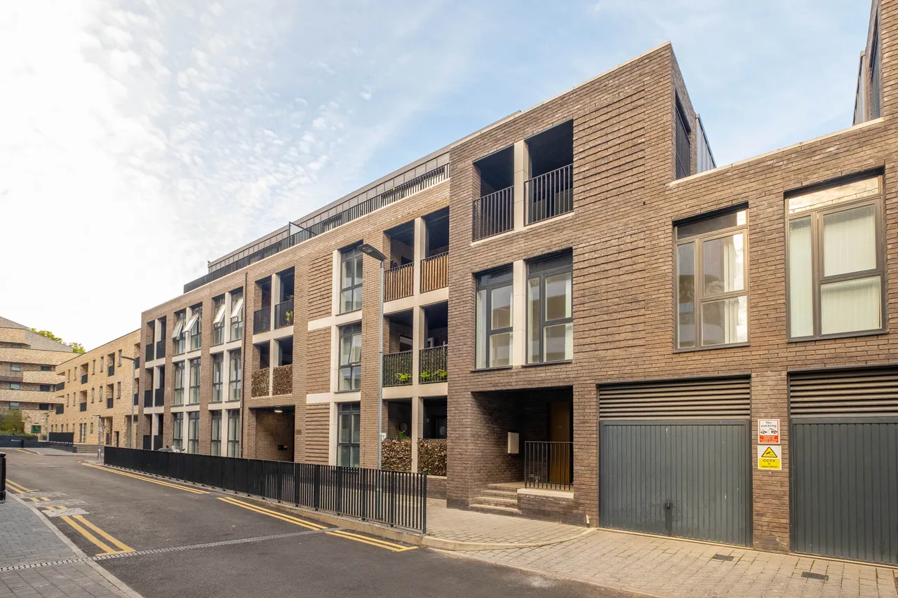3 bed house for sale, Ravensbury Terrace, London, SW18