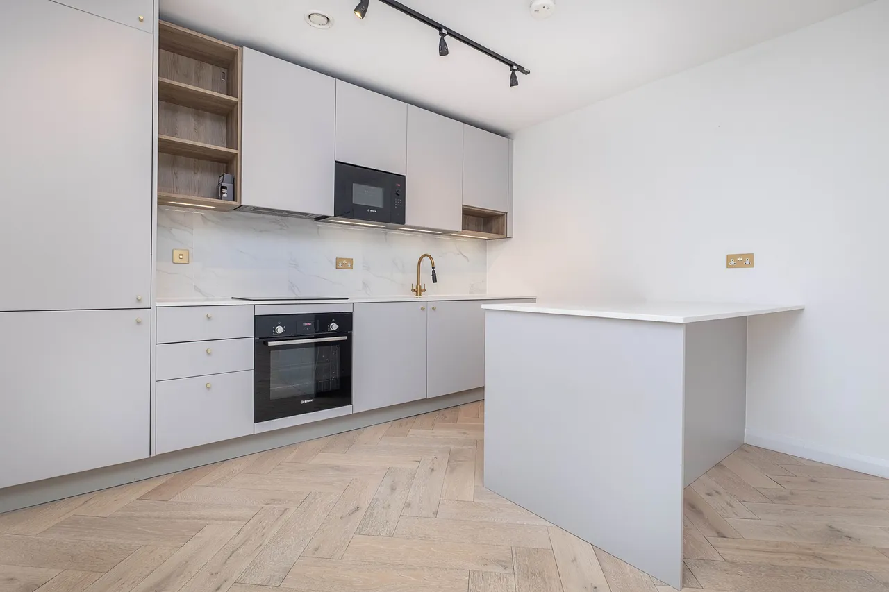 Ravensbury Terrace, London, SW18, photo 11