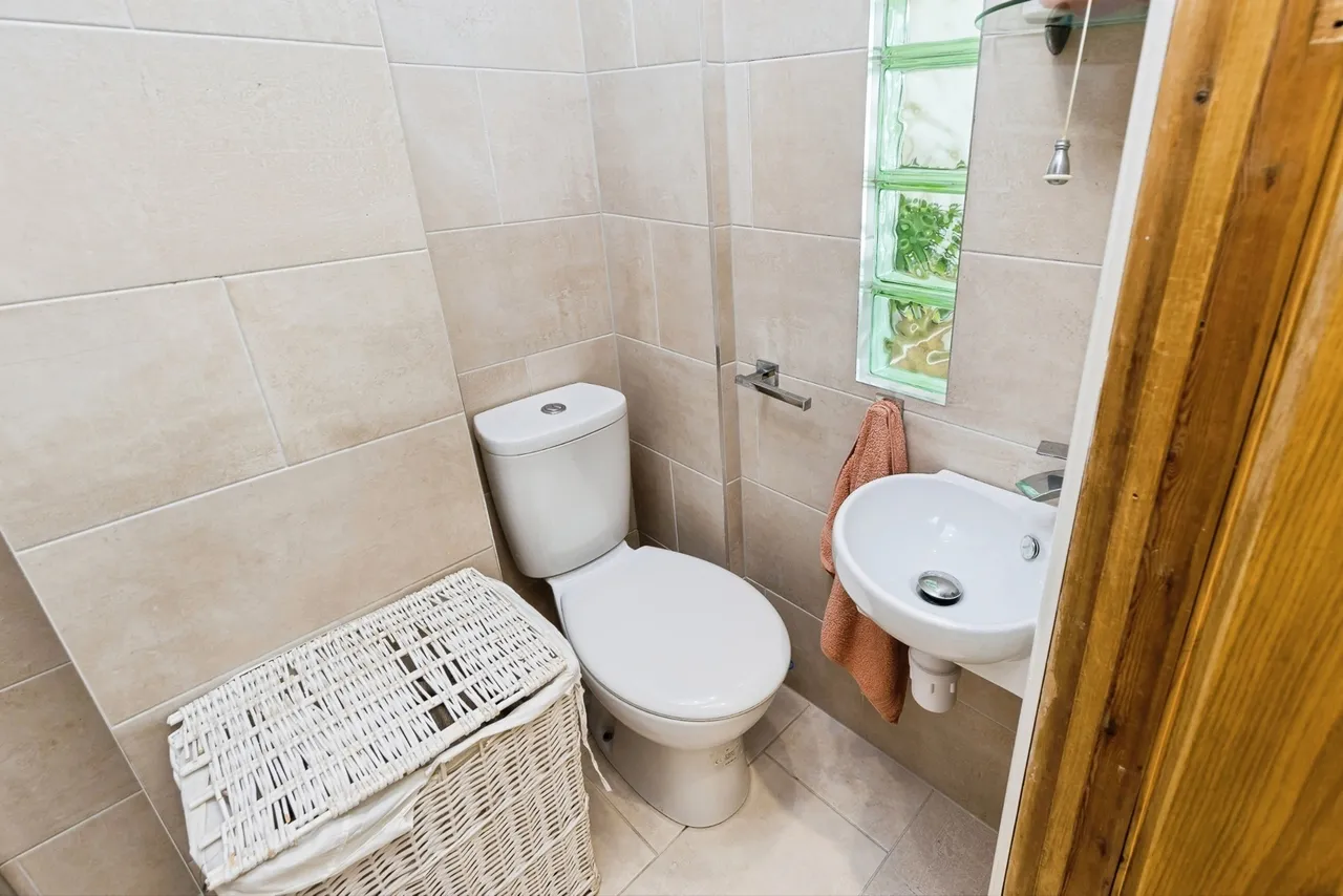Queensway, Hope, LL12, photo 12