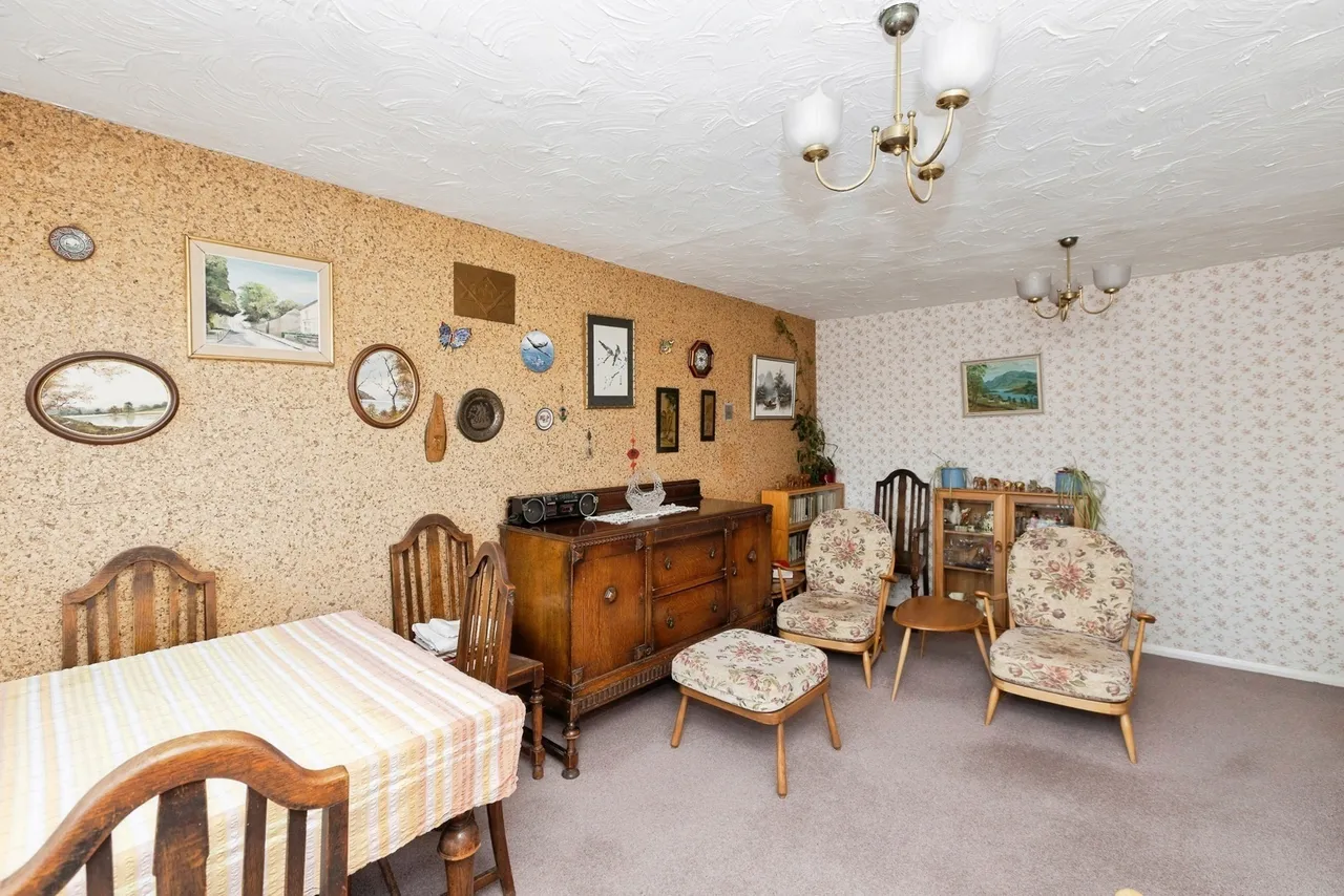 St. Peters Close, Ilford, IG2, photo 4