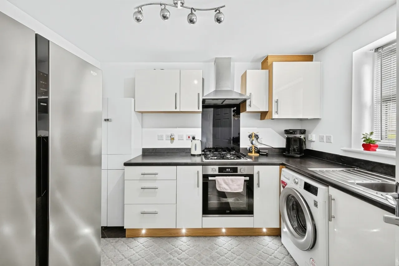 Prestbury Road, Northampton, Northamptonshire, NN5, photo 6