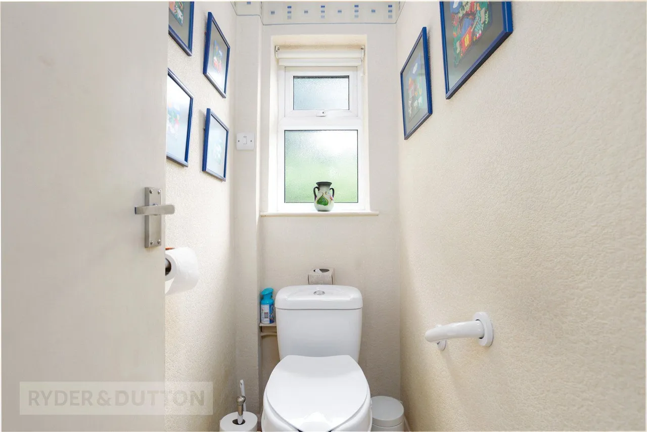 Beechfield, Grasscroft, OL4, photo 17