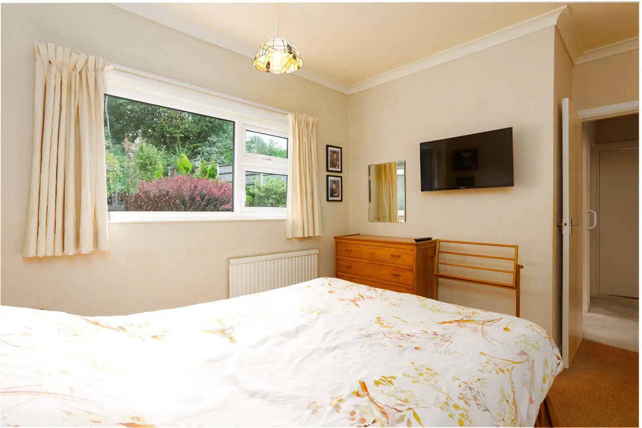 Beechfield, Grasscroft, OL4, photo 15