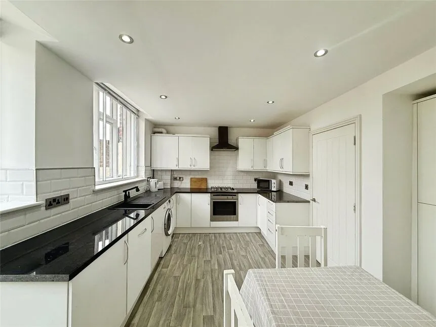 West Street, Faversham, Kent, ME13, photo 3