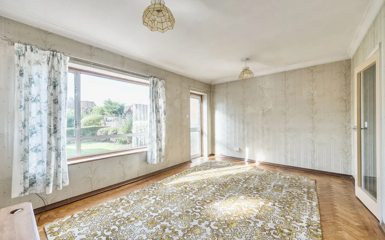 Ruxley Lane, Epsom, KT19, photo 4