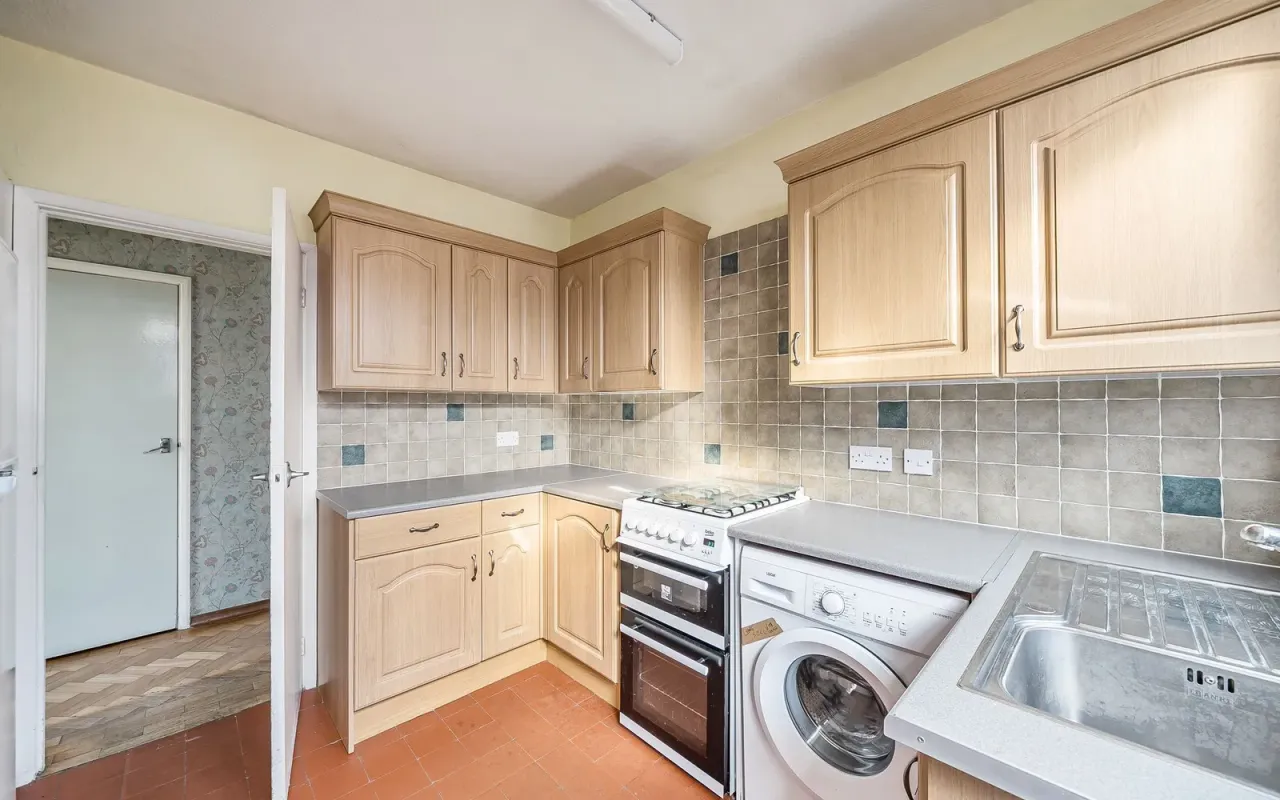 Ruxley Lane, Epsom, KT19, photo 5