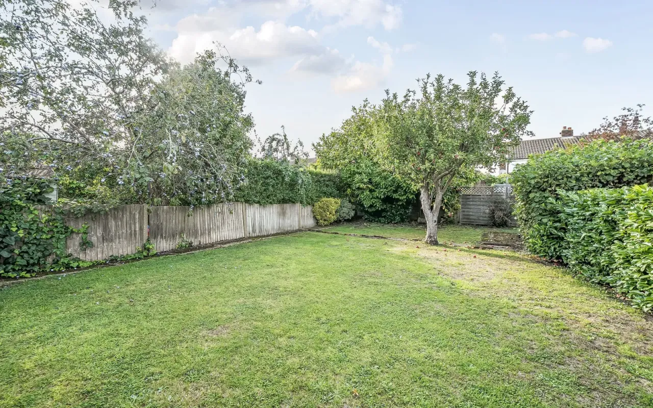 Ruxley Lane, Epsom, KT19, photo 10