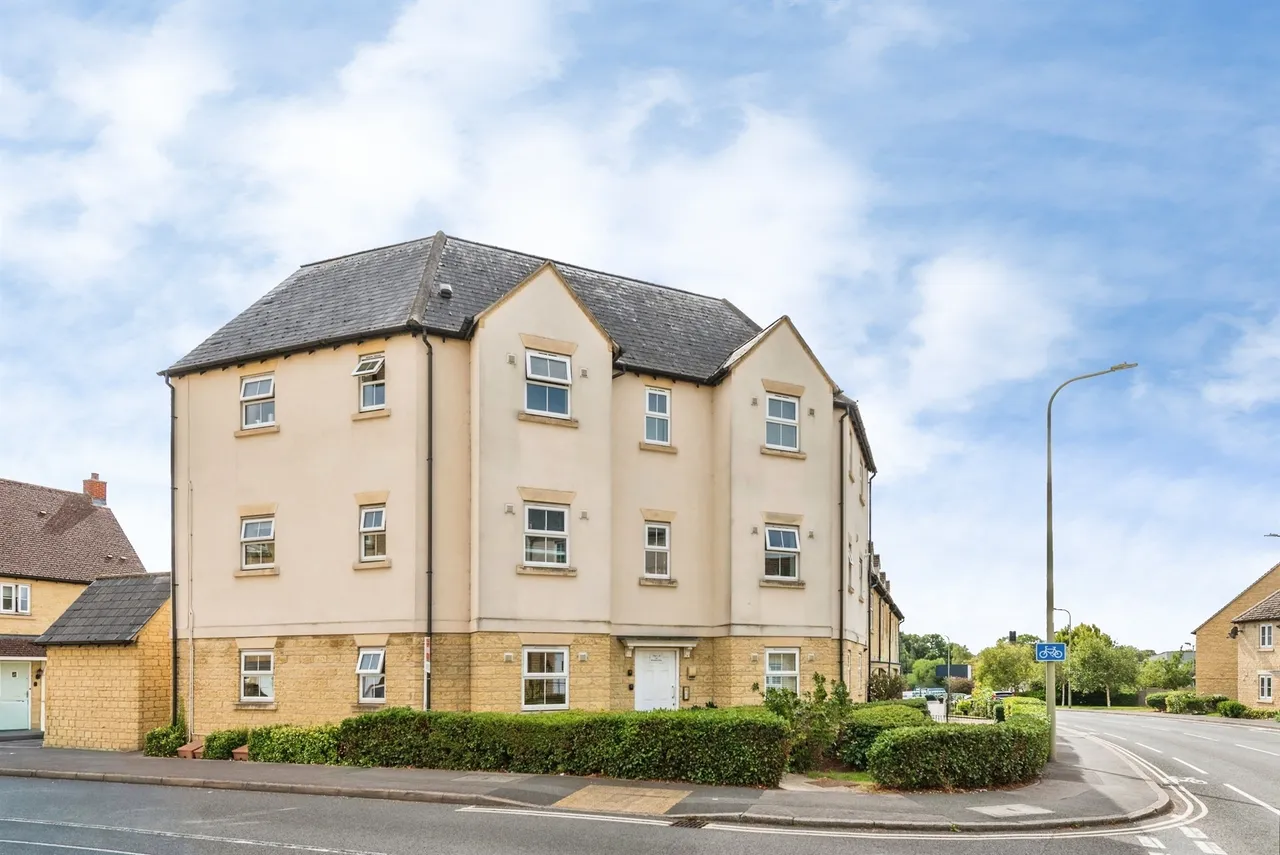 Woodford Way, Witney, photo 12