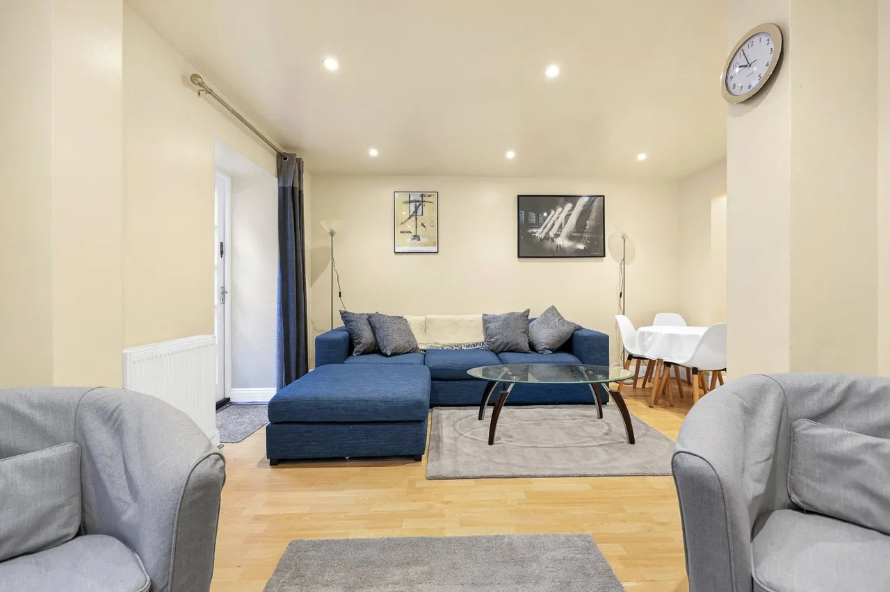 Clerkenwell Road, Clerkenwell, EC1M, photo 23