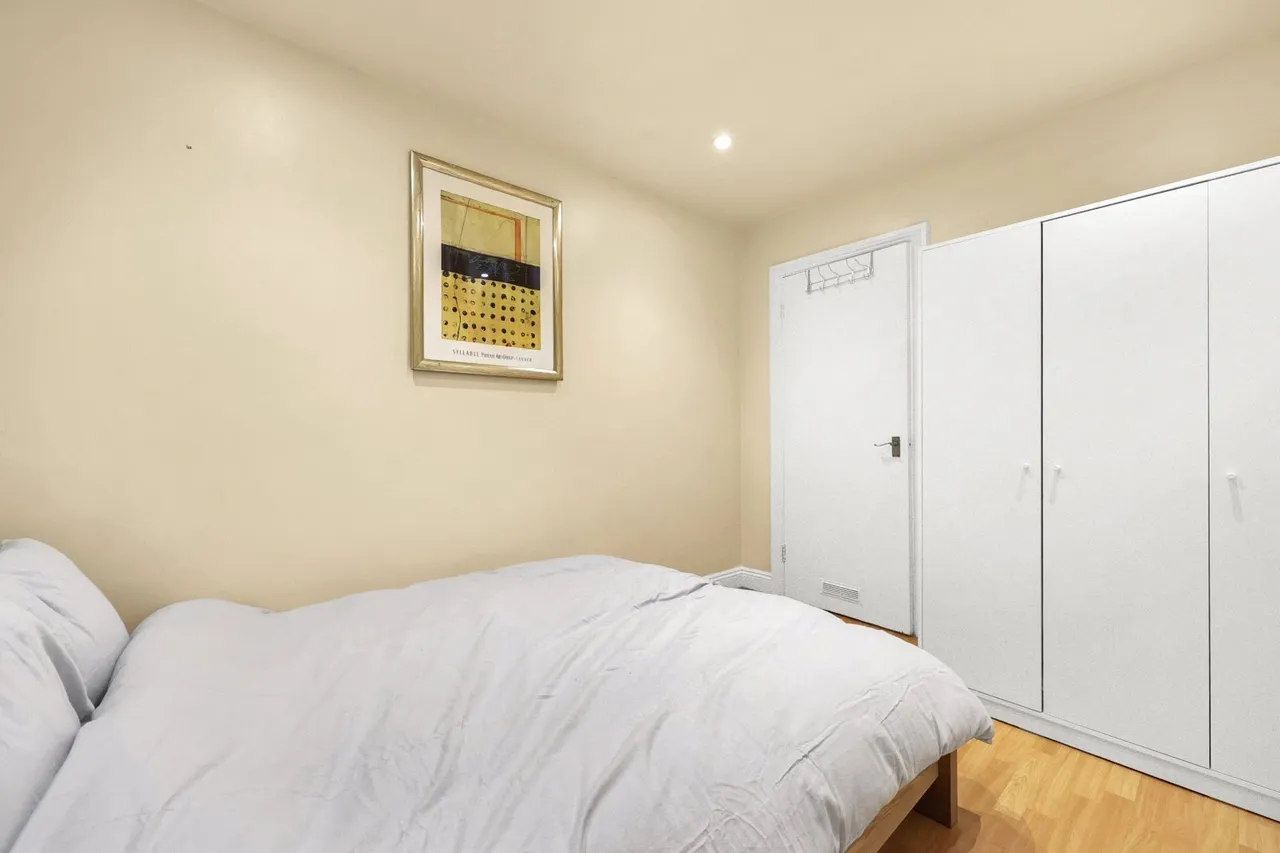 Clerkenwell Road, Clerkenwell, EC1M, photo 13