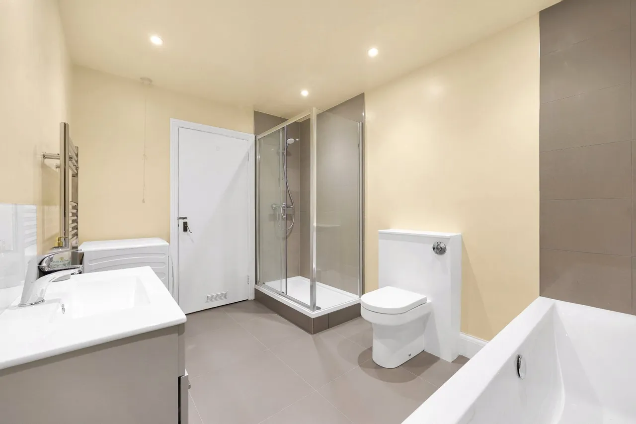 Clerkenwell Road, Clerkenwell, EC1M, photo 5