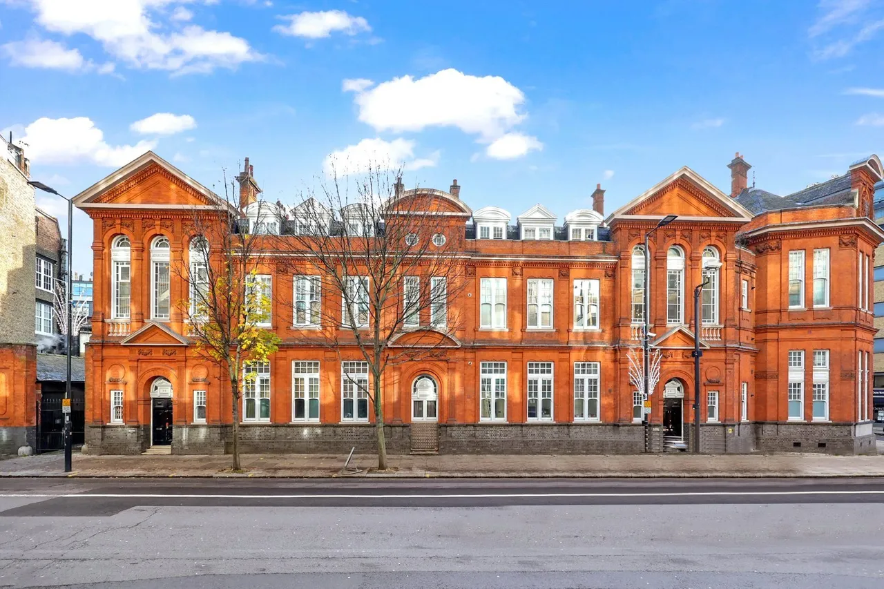 3 bed flat to rent, Clerkenwell Road, Clerkenwell, EC1M