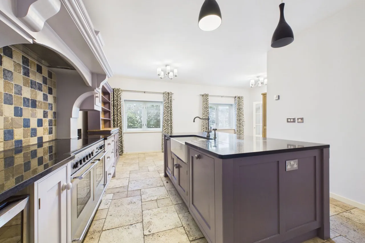 Loop Road, Keyston, PE28, photo 9