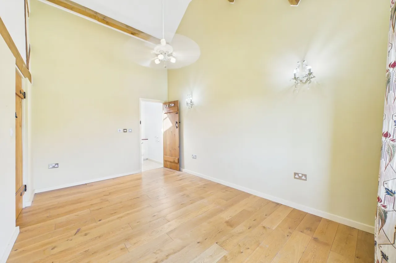 Loop Road, Keyston, PE28, photo 18