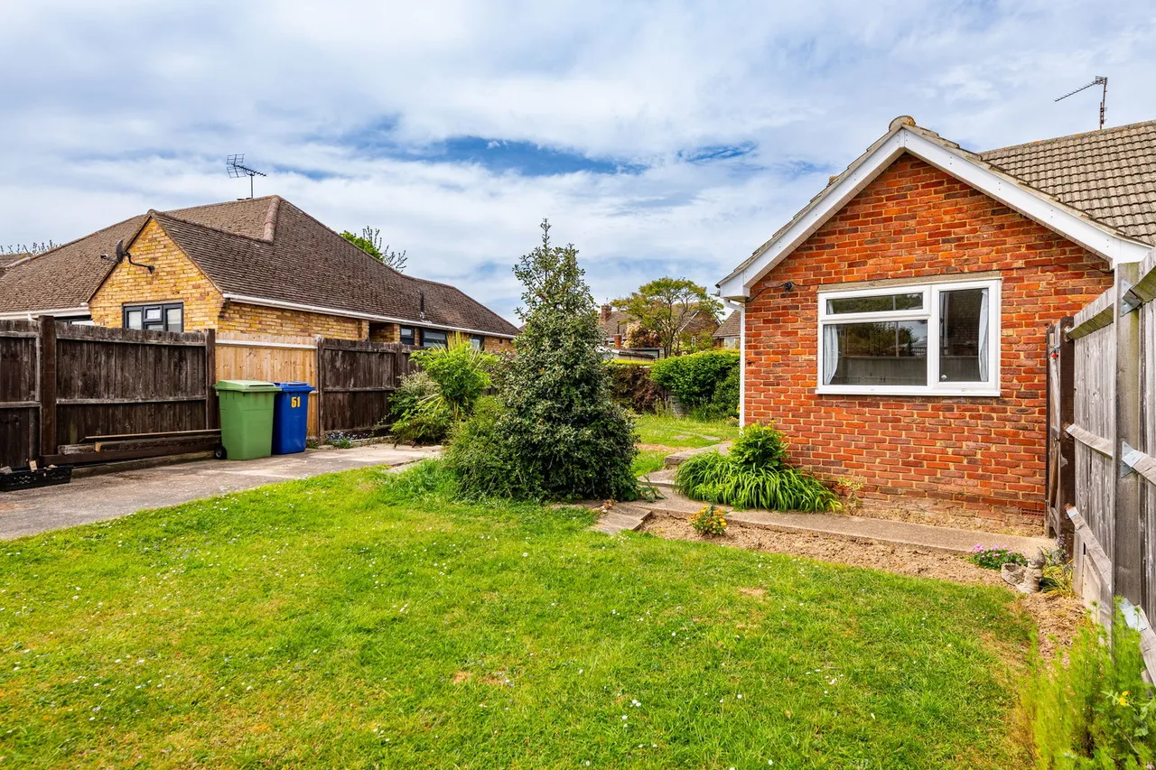 Warwick Crescent, Sittingbourne, ME10 1TG, photo 4