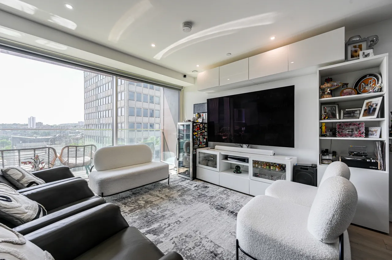 Flat 1005, Goldsmith Apartments, Woolwich, photo 2