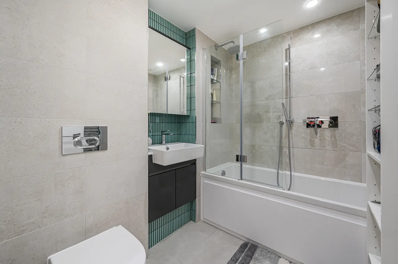 Flat 1005, Goldsmith Apartments, Woolwich, photo 9