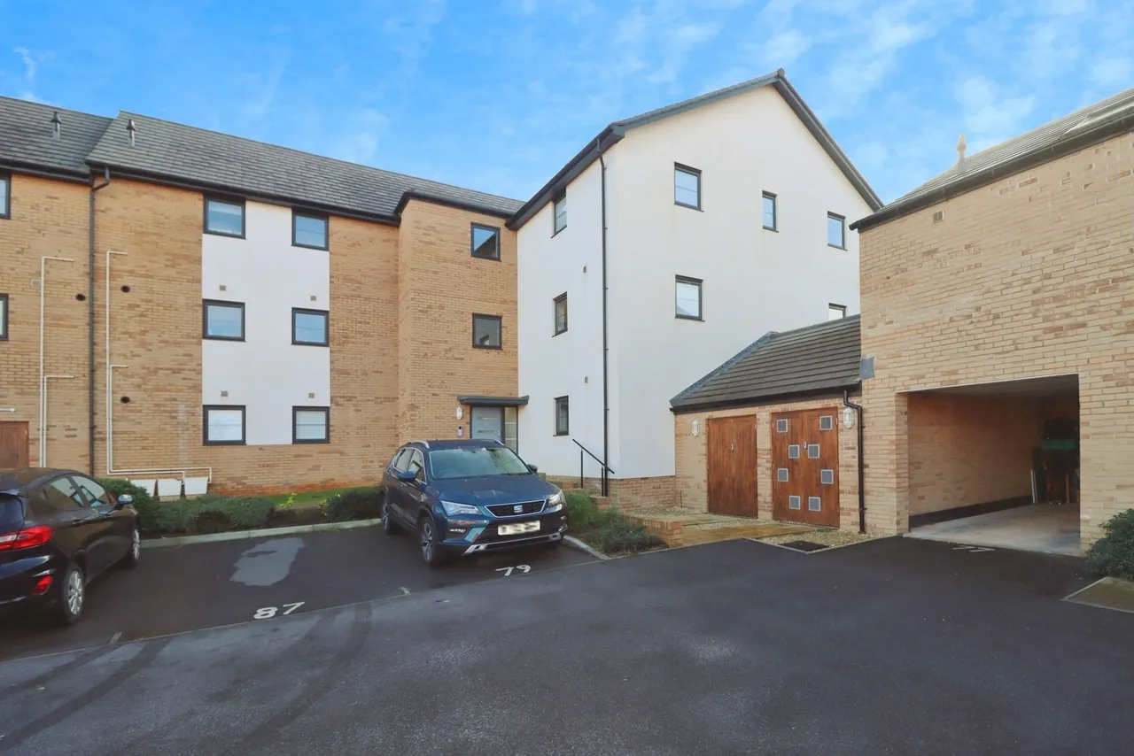 Clark Drive, Yate, Bristol, BS37, photo 6