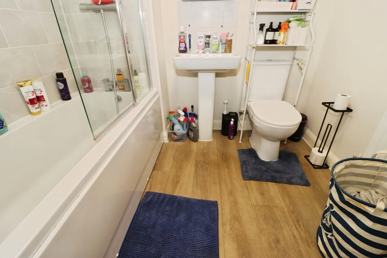Clark Drive, Yate, Bristol, BS37, photo 3