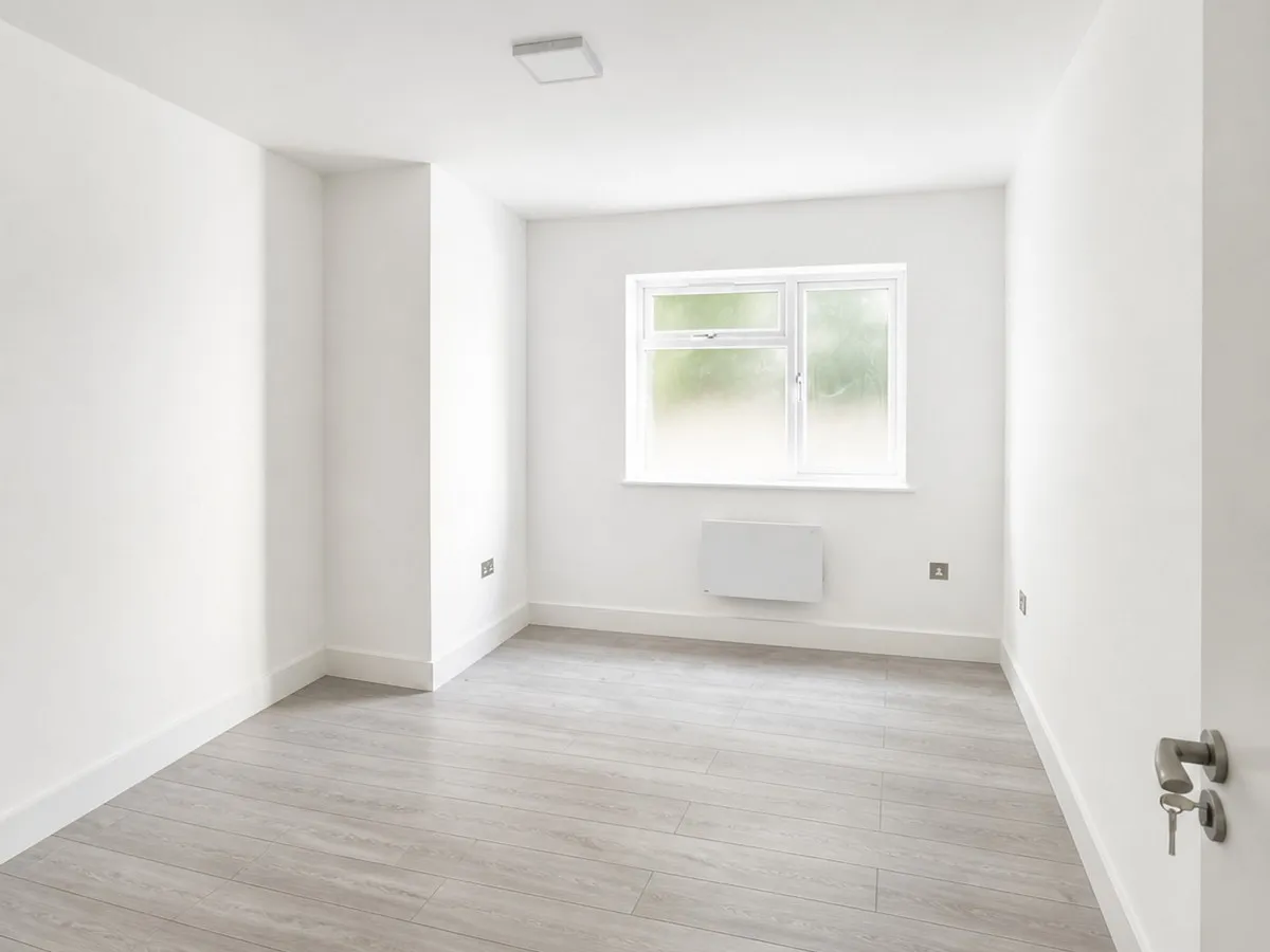 Feltham, TW13, photo 19