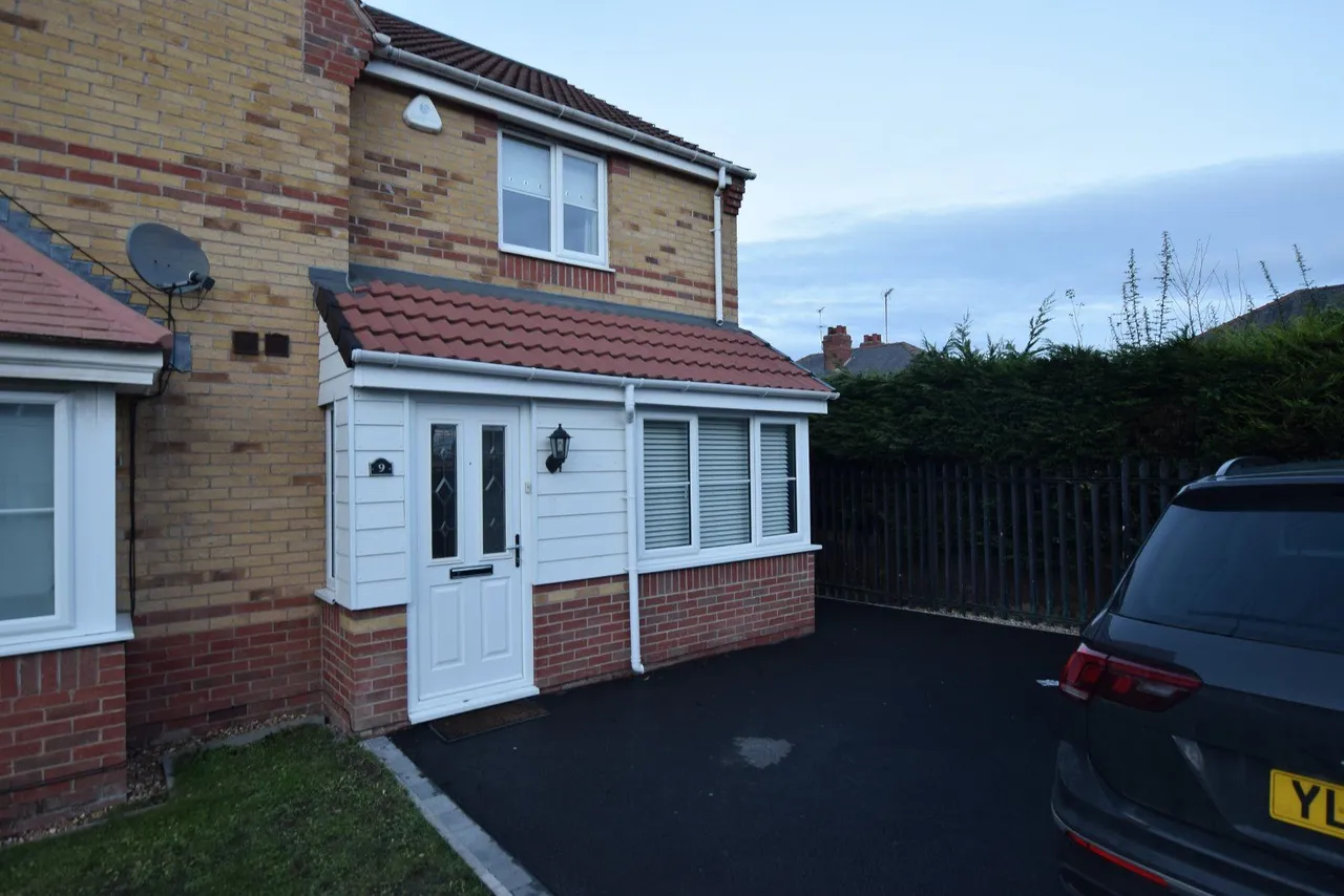 2 bed house to rent, Amberton Mews, Leeds, LS8