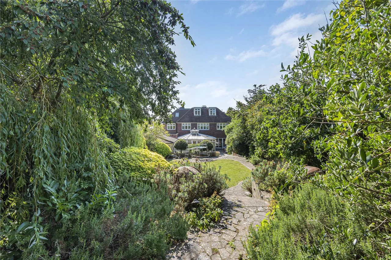 Greenbrook Avenue, Hadley Wood, EN4 0LS, photo 26