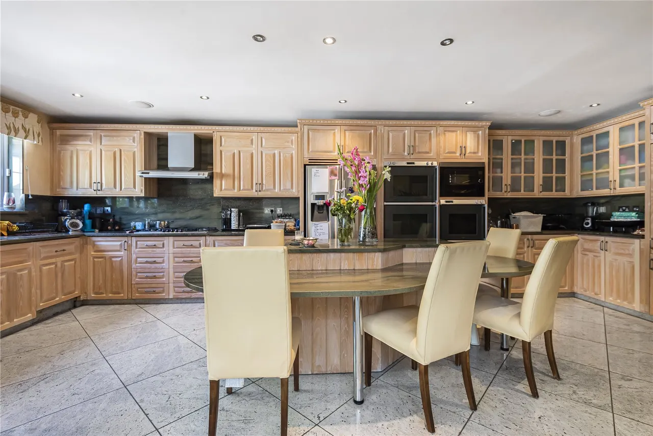 Greenbrook Avenue, Hadley Wood, EN4 0LS, photo 10