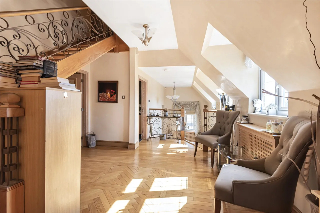 Greenbrook Avenue, Hadley Wood, EN4 0LS, photo 11