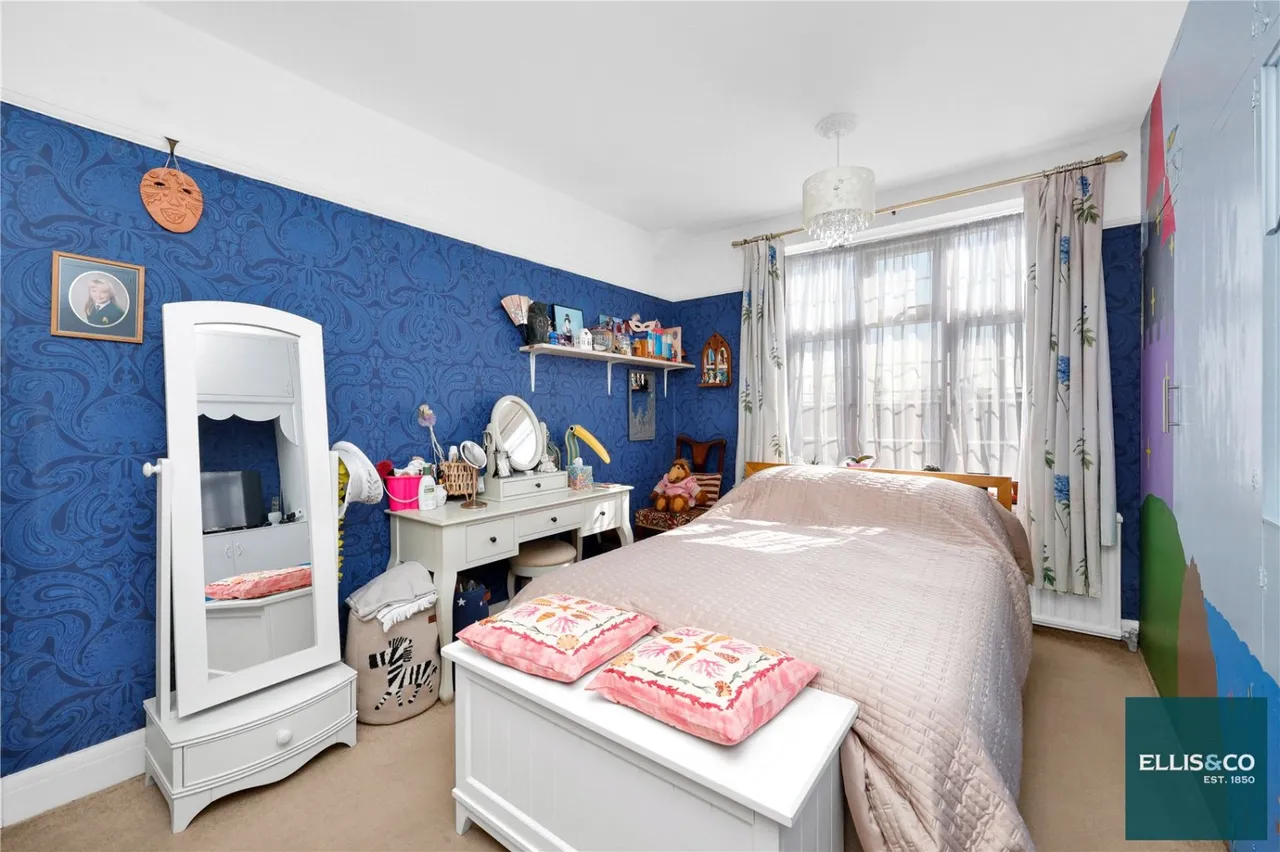 Great North Way, Hendon, NW4, photo 10