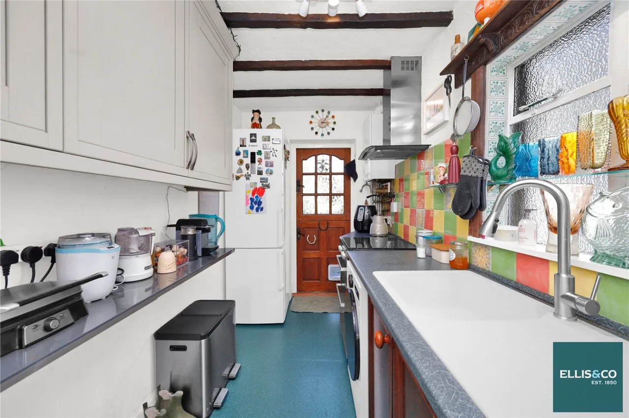 Great North Way, Hendon, NW4, photo 5
